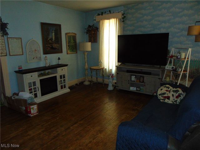 938 Ambrose Avenue, East Liverpool, OH 43920