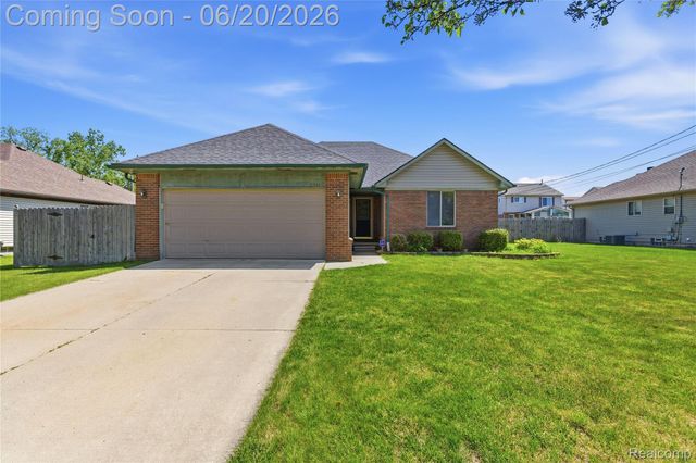 21884 Laurel Street, Clinton Charter Township, MI 48035