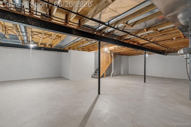 21884 Laurel Street, Clinton Charter Township, MI 48035