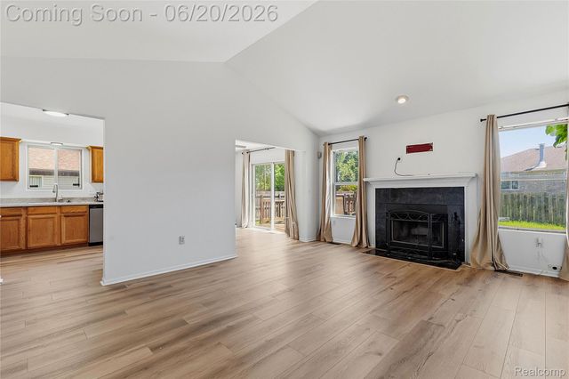21884 Laurel Street, Clinton Charter Township, MI 48035