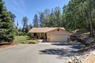 2147 Montana Avenue, Shasta Lake, CA 96019