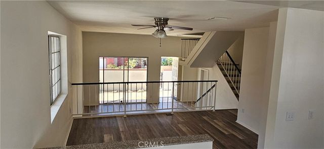 10030 Owensmouth 24, Chatsworth, CA 91311