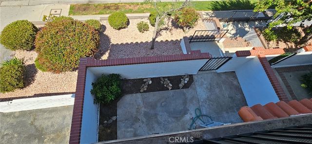 10030 Owensmouth 24, Chatsworth, CA 91311