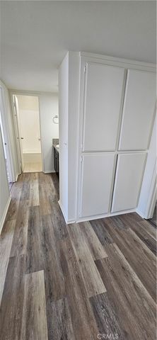 10030 Owensmouth 24, Chatsworth, CA 91311