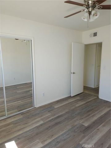 10030 Owensmouth 24, Chatsworth, CA 91311