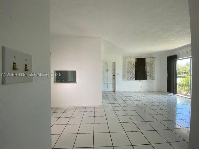 1855 Plunkett St 101, Hollywood, FL 33020