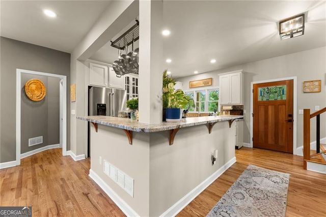 5945 Wellington Avenue, Gainesville, GA 30506