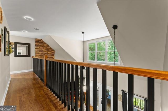 5945 Wellington Avenue, Gainesville, GA 30506
