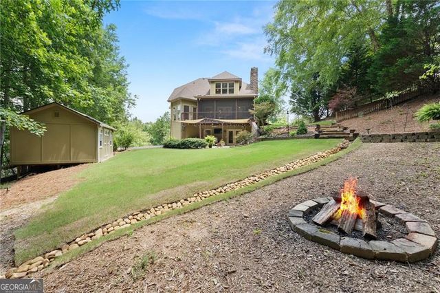 5945 Wellington Avenue, Gainesville, GA 30506