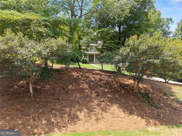 5945 Wellington Avenue, Gainesville, GA 30506