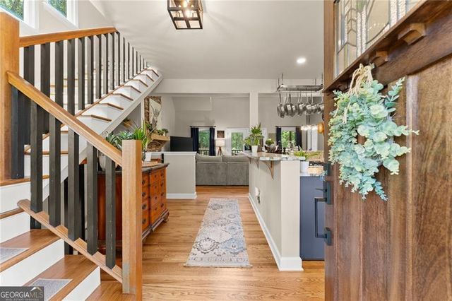 5945 Wellington Avenue, Gainesville, GA 30506