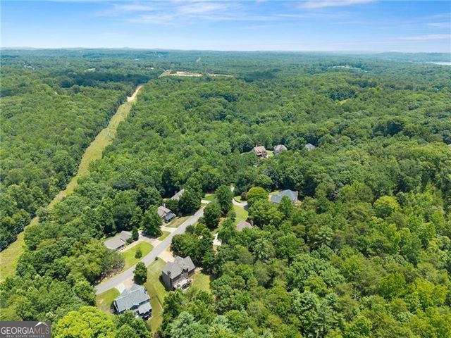 5945 Wellington Avenue, Gainesville, GA 30506