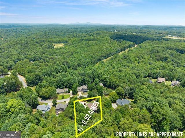 5945 Wellington Avenue, Gainesville, GA 30506