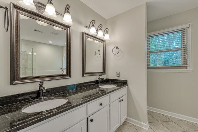144 Hawk Creek Drive, Spartanburg, SC 29301