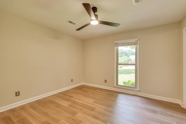 144 Hawk Creek Drive, Spartanburg, SC 29301