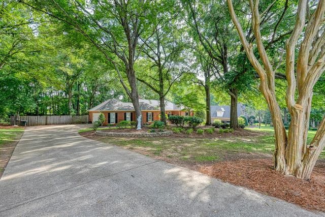 144 Hawk Creek Drive, Spartanburg, SC 29301