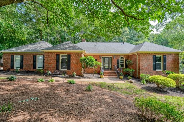 144 Hawk Creek Drive, Spartanburg, SC 29301