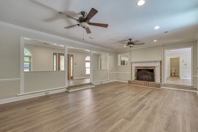 144 Hawk Creek Drive, Spartanburg, SC 29301