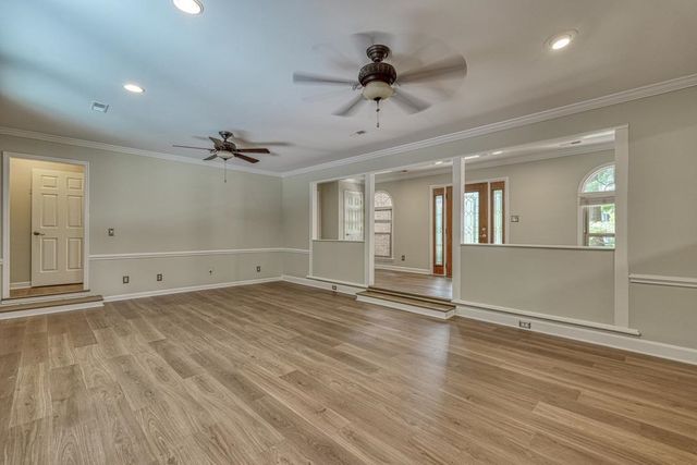 144 Hawk Creek Drive, Spartanburg, SC 29301