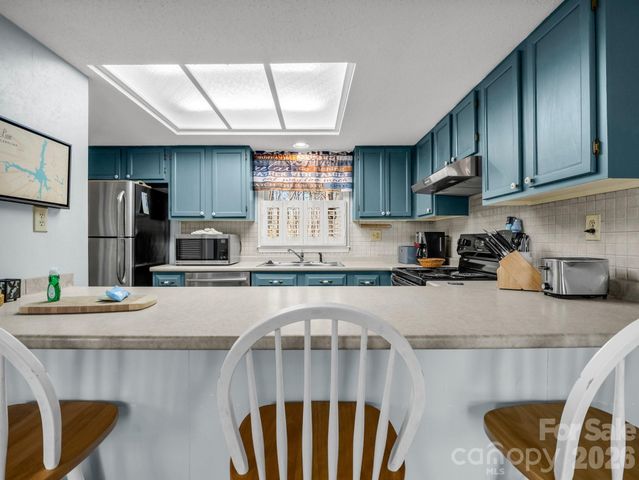 110 Appledore Court 9, Lake Lure, NC 28746