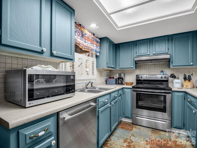 110 Appledore Court 9, Lake Lure, NC 28746