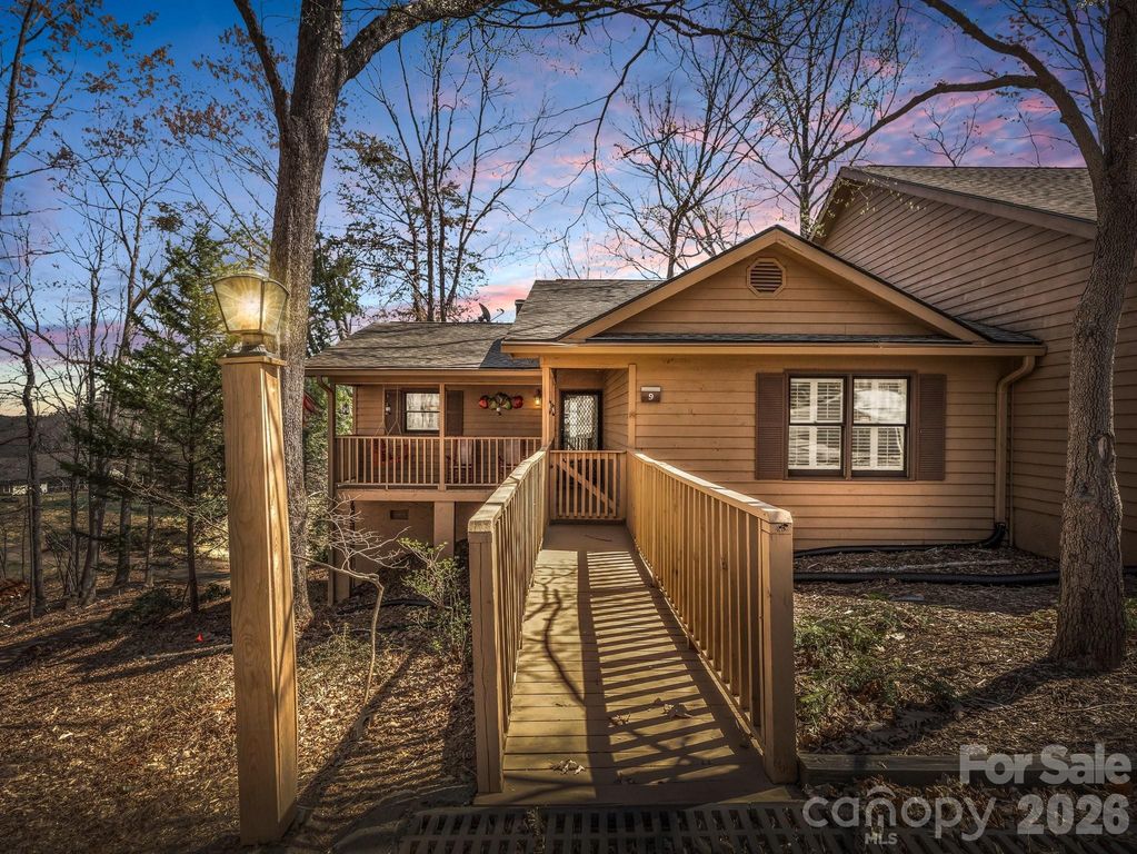 110 Appledore Court 9, Lake Lure, NC 28746