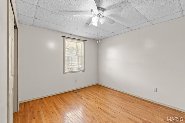 21 W Penning Avenue, Wood River, IL 62095