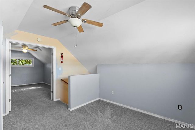 21 W Penning Avenue, Wood River, IL 62095