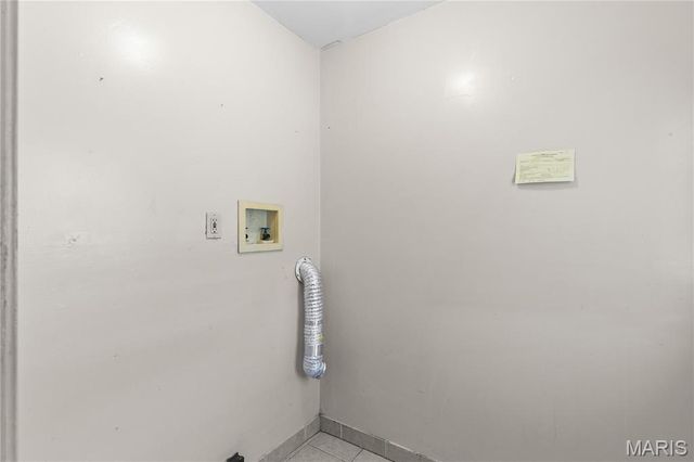 21 W Penning Avenue, Wood River, IL 62095