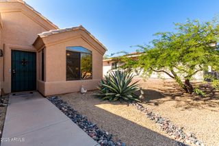 16709 E BAYFIELD Drive B, Fountain Hills, AZ 85268