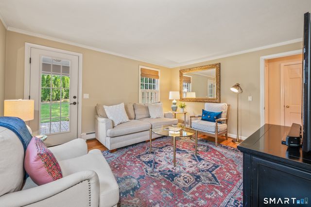 26 Founders Road, Glastonbury, CT 06033