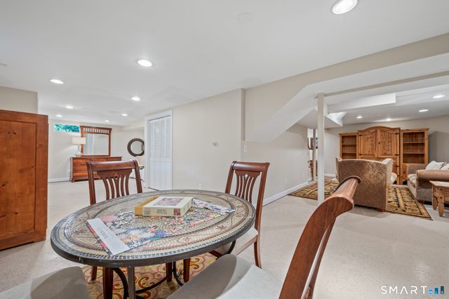 26 Founders Road, Glastonbury, CT 06033