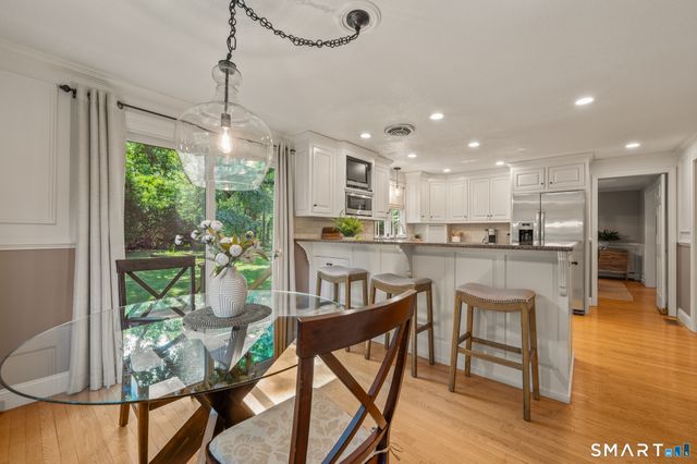26 Founders Road, Glastonbury, CT 06033