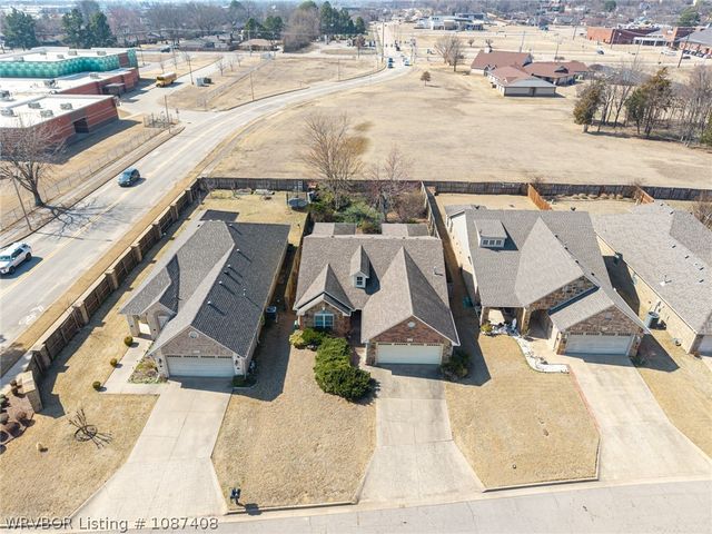 2912 Brighton Court, Fort Smith, AR 72903