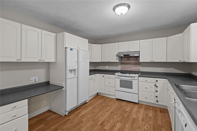19 Irondale Street, Warwick, RI 02886