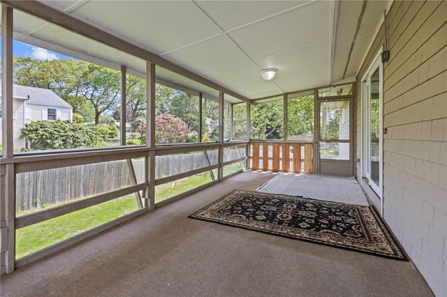 19 Irondale Street, Warwick, RI 02886