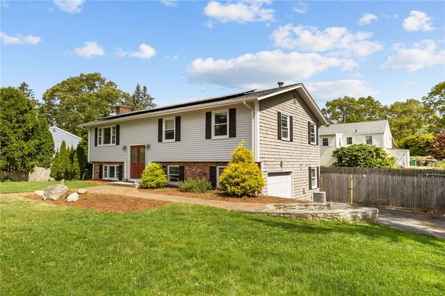 19 Irondale Street, Warwick, RI 02886