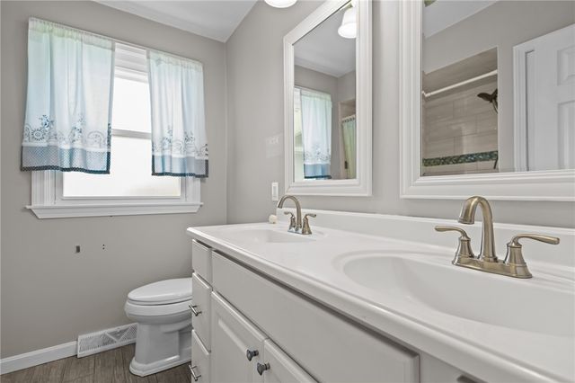 19 Irondale Street, Warwick, RI 02886