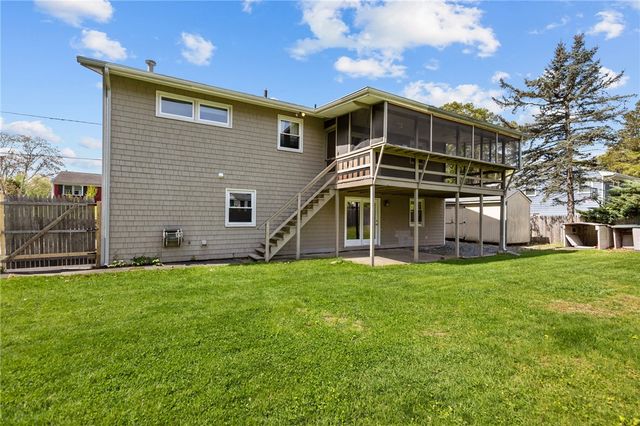 19 Irondale Street, Warwick, RI 02886