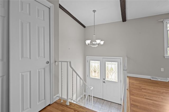 19 Irondale Street, Warwick, RI 02886