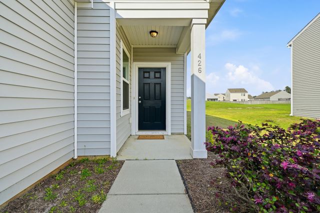 426 Pender Woods Drive, Summerville, SC 29486