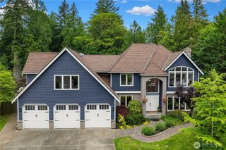 24520 NE 11th Place, Sammamish, WA 98074