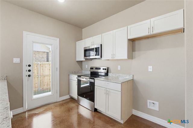 1313 Lone Pine Way, Killeen, TX 76543