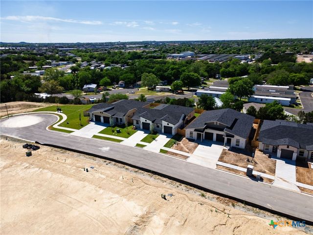 1313 Lone Pine Way, Killeen, TX 76543