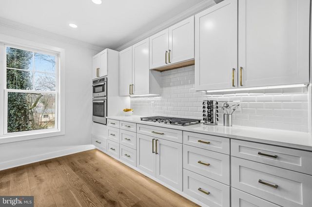 414 WATERFORD RD, Silver Spring, MD 20901