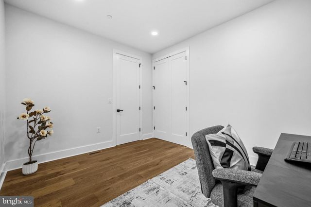 414 WATERFORD RD, Silver Spring, MD 20901