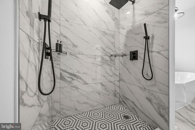 414 WATERFORD RD, Silver Spring, MD 20901