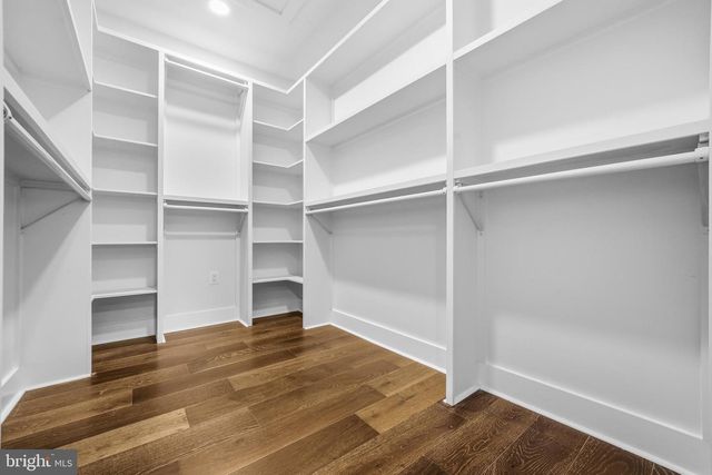 414 WATERFORD RD, Silver Spring, MD 20901