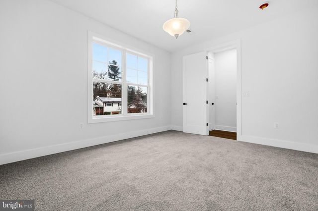 414 WATERFORD RD, Silver Spring, MD 20901