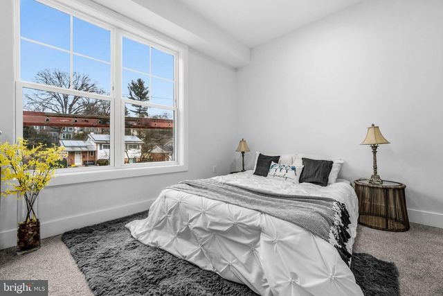 414 WATERFORD RD, Silver Spring, MD 20901